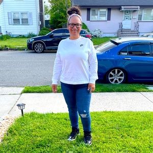 Meet your Posher, Nelly